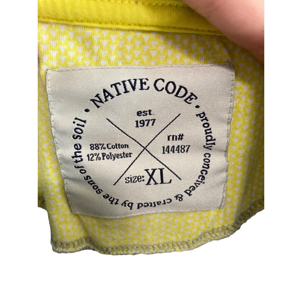 Native Code XL pineapple top - Picture 7 of 7